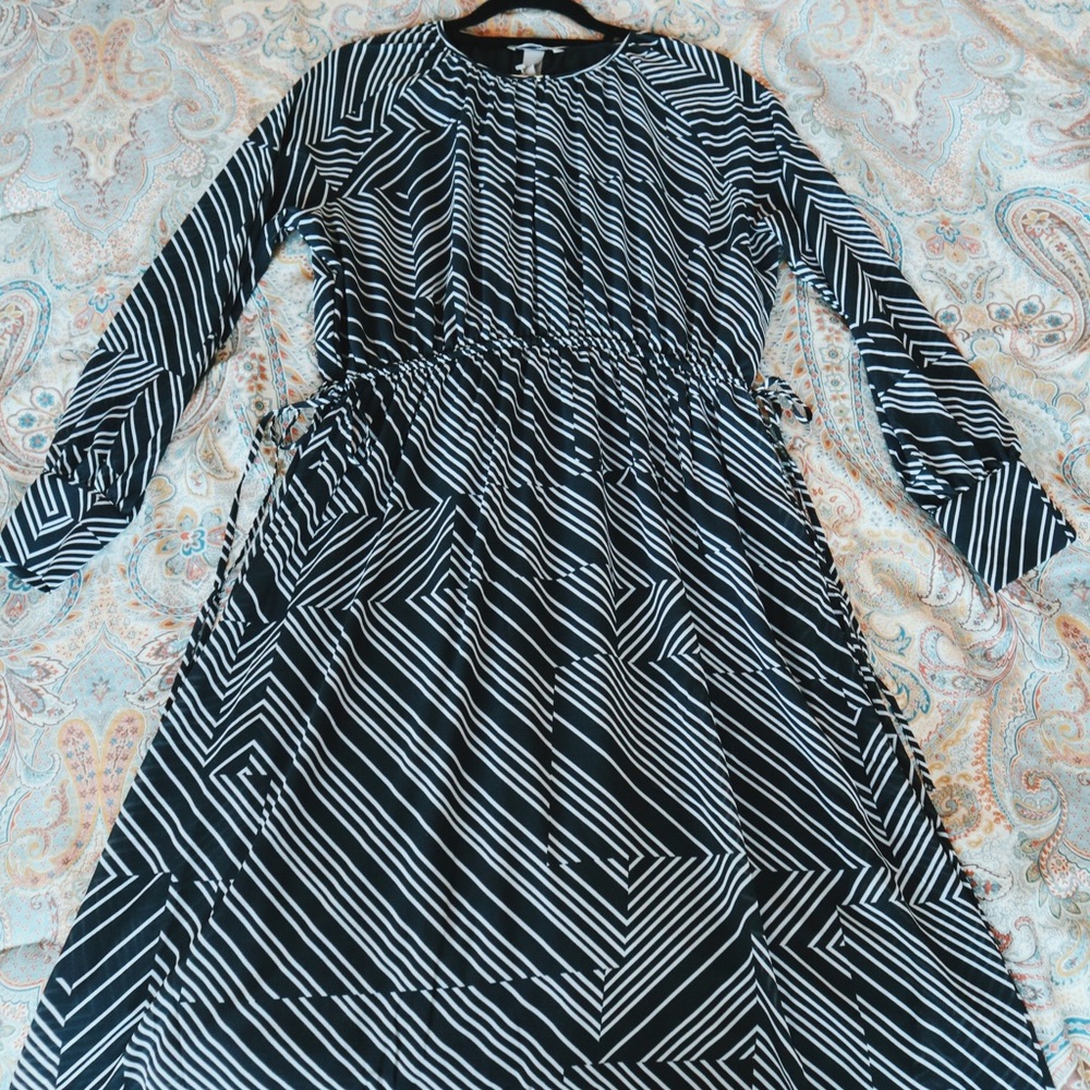 H&M Blue and White Striped Dress